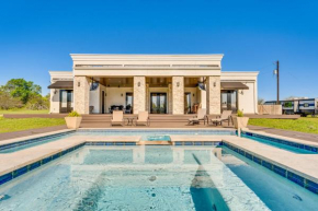 Stunning Ranch Villa Private Pool and Hot Tub!